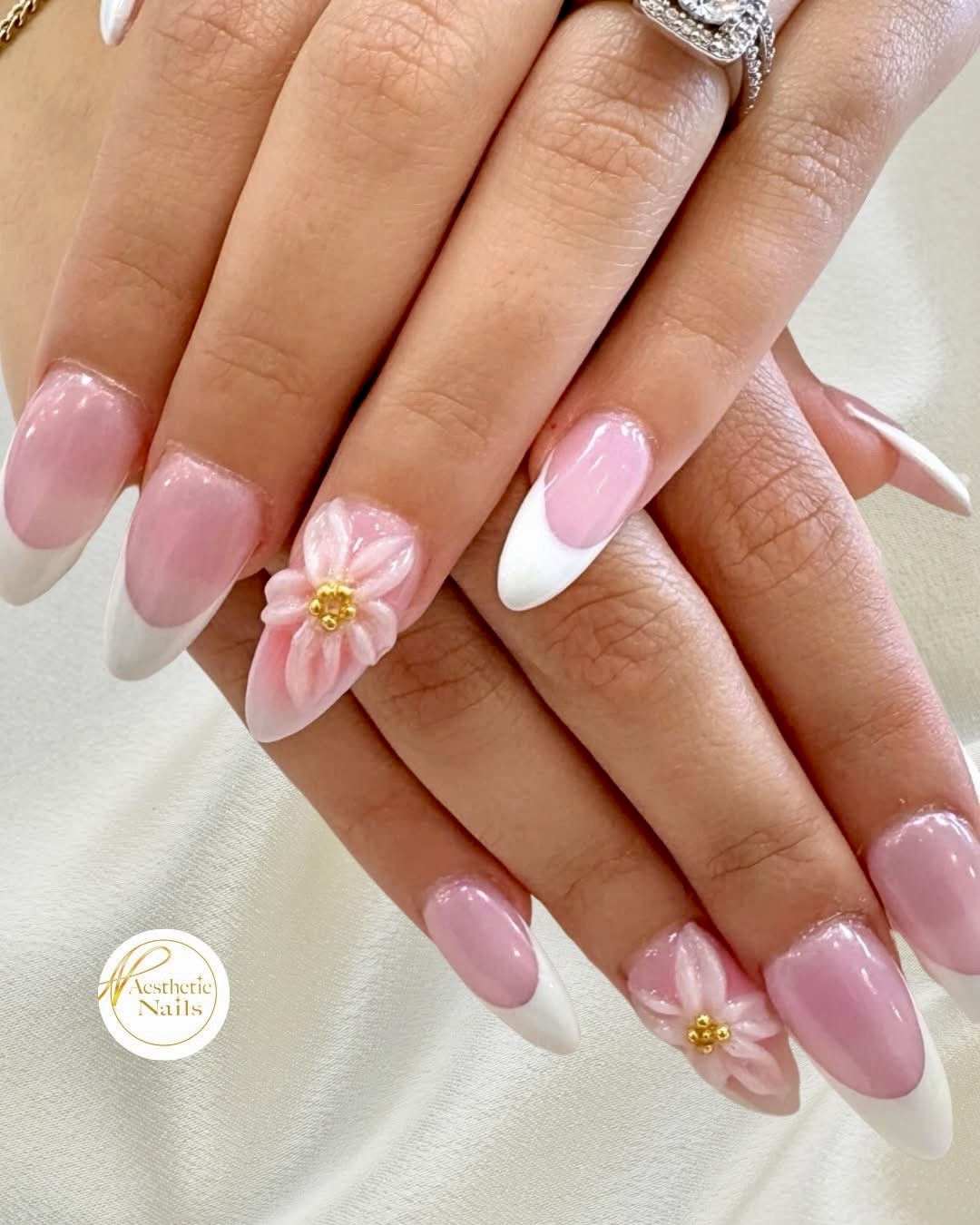 Aesthetic Nails gallery 7
